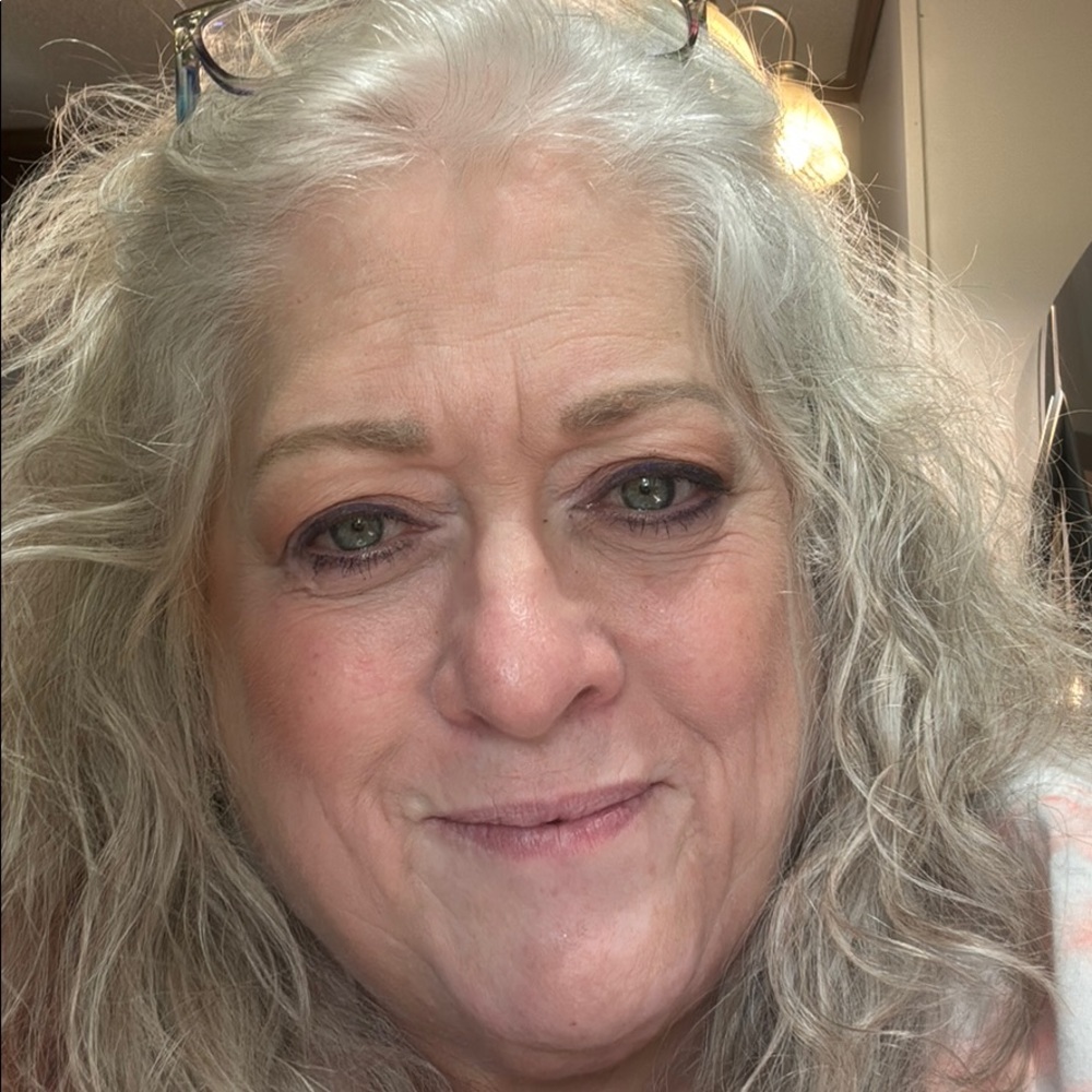 Meet your Posher, Bonnie